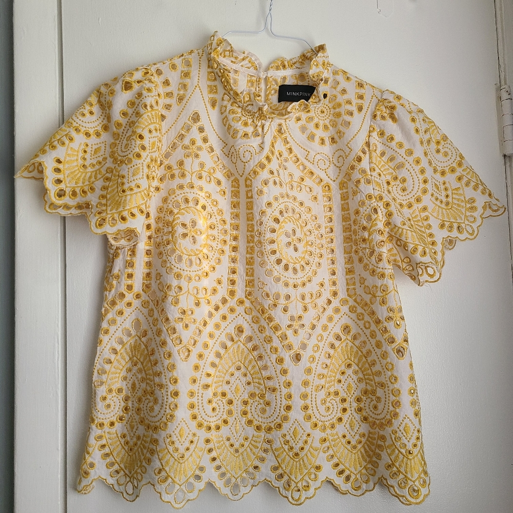 MINKPINK Cream and Mustard Yellow Fairycore Eyelid Casual Embroidered Top Size S